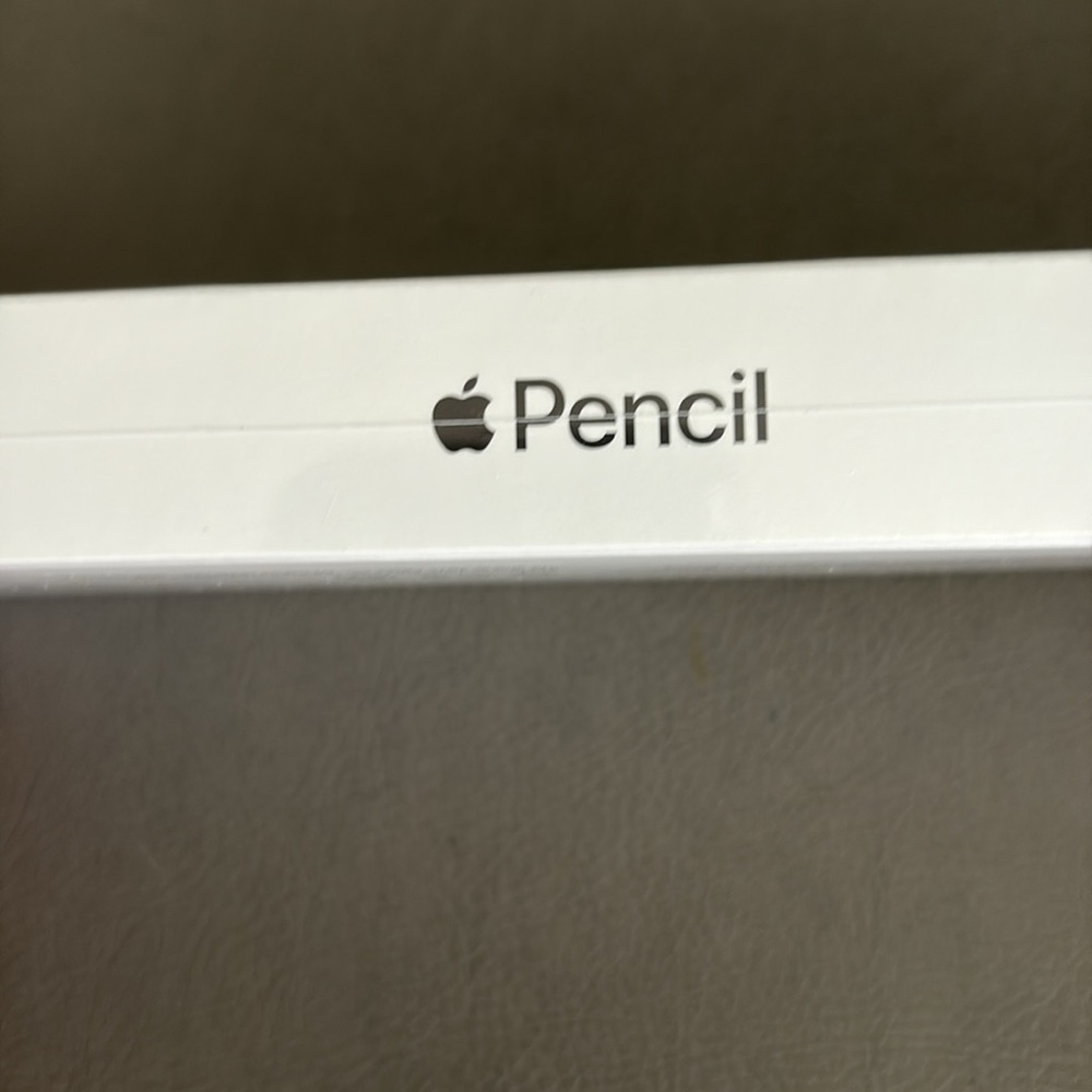 Apple Pencil in Classic White~ original packaging